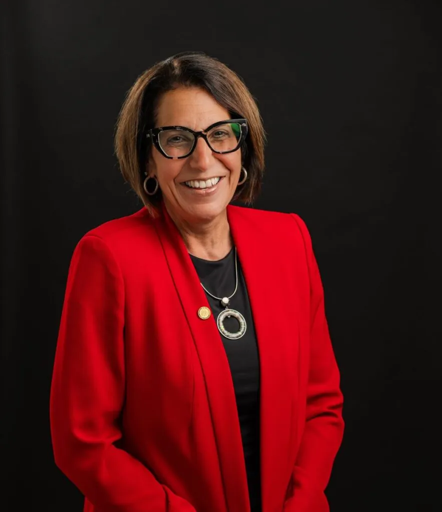 Dr. Lillian Schumacher headshot