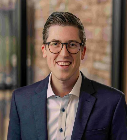 Andrew Morgan headshot