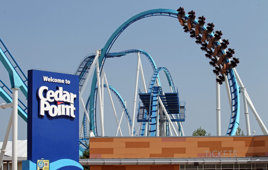 photo of cedarpoint rides