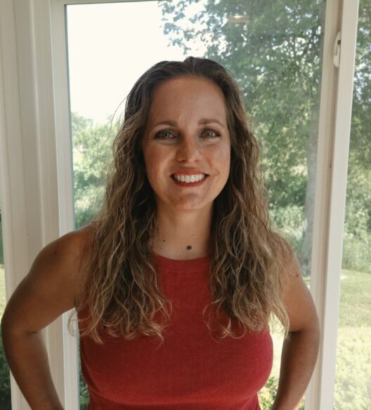 Dena Wireman Headshot