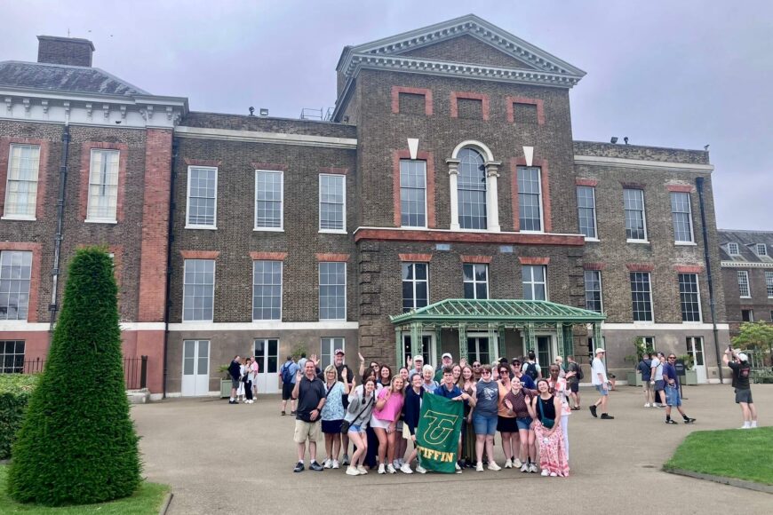 TU travelers at Kensington Palace