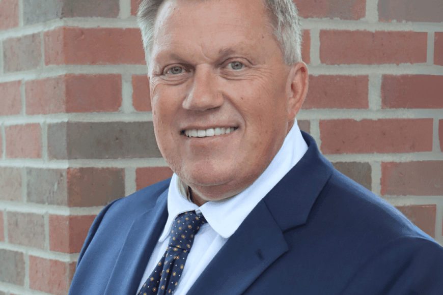 Dr. Rickard Briggs