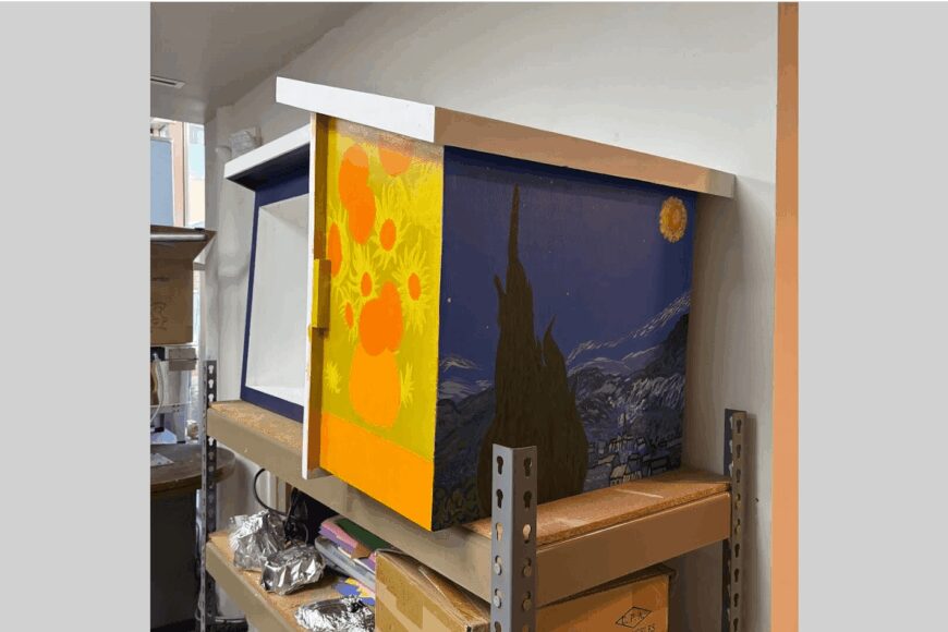 mini art gallery