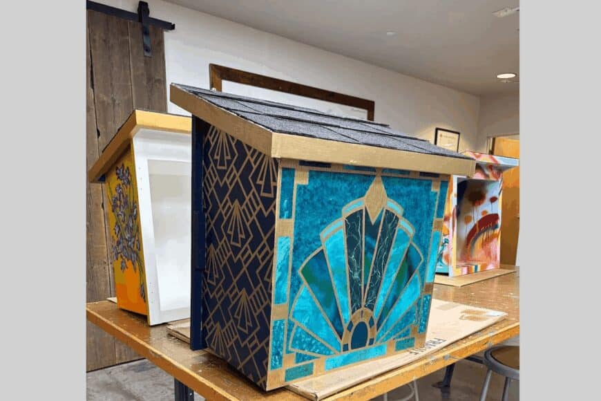 mini art gallery