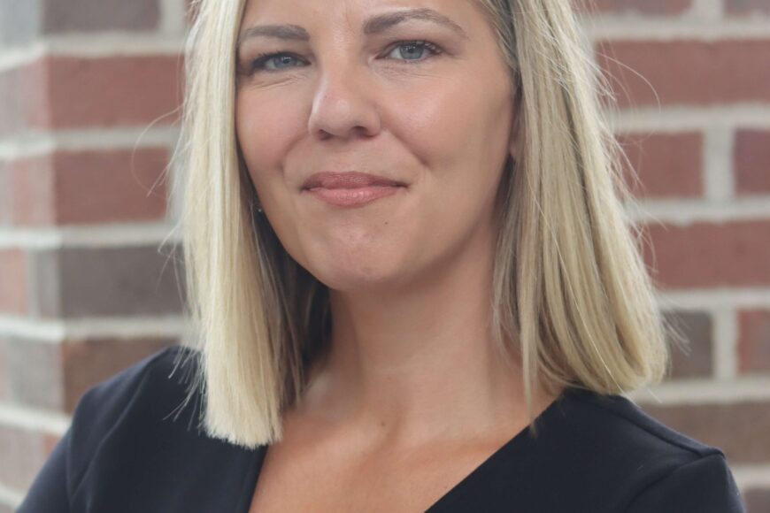 Dr. Jessica Dennis